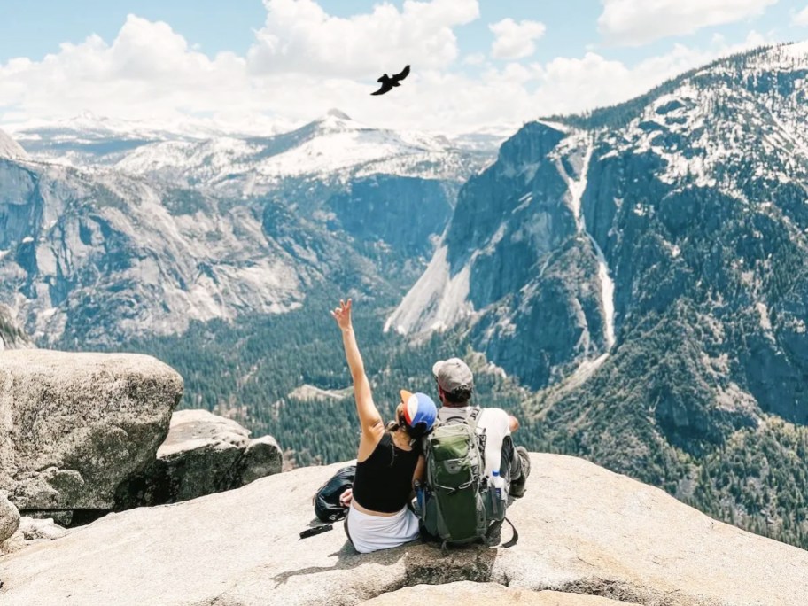 Yosemite-Hiking.jpg